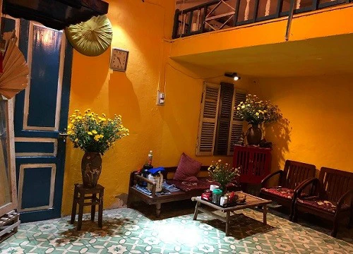 Chàng trai cải tạo phòng trọ ẩm mốc như không gian phố cổ Hội An