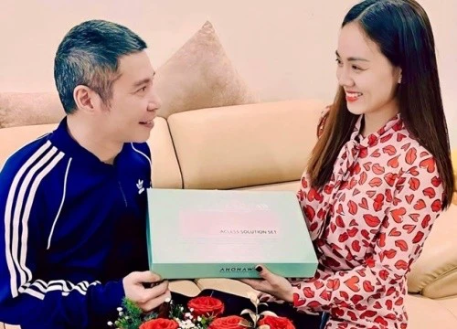 Vợ ẩn ý chuyện chia tay, Công Lý liền làm điều đặc biệt để "nịnh yêu"