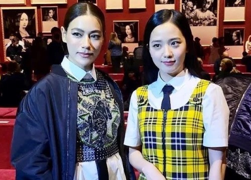 Đại náo ở Fashion Week chưa đủ, Jisoo gây xôn xao MXH Thái khi gửi 1 thứ khiến "ngọc nữ Thái Lan" Kimmy phải bất ngờ
