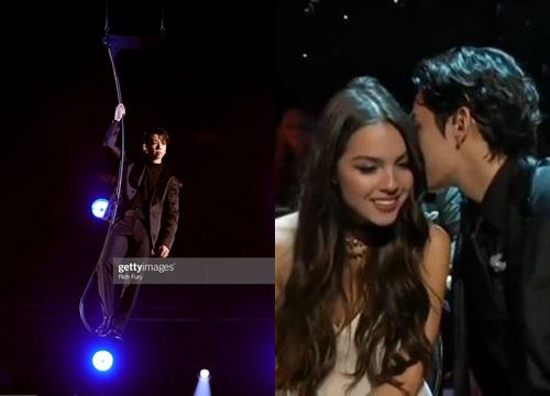 BTS gây nổ Grammy 2022: Jungkook treo mình trên không, V dính sát sạt Olivia Rodrigo