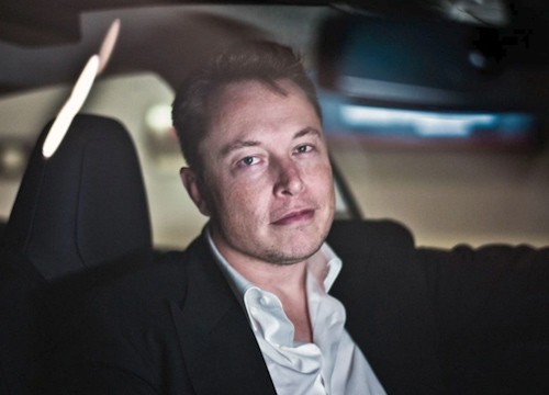 Elon Musk - tỷ phú giàu nhất thế giới chuyên ngủ nhờ nhà bạn, sống "khổ" tới khó tin