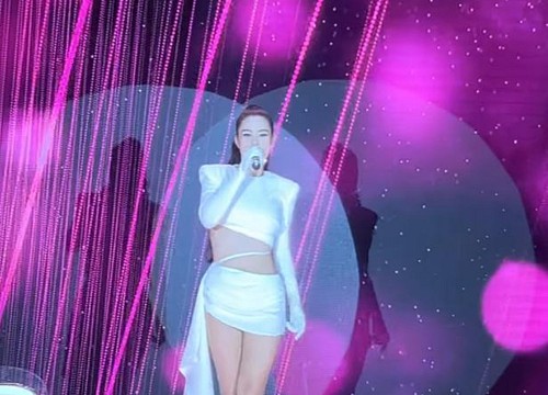 Xẻo váy Phương Trinh Jolie thành ngắn cũn, Đông Nhi suýt lộ hàng