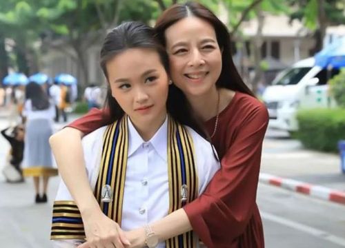 Madam Pang tuyển chồng cho con gái, fan Việt rần rần đăng ký