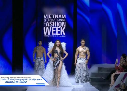 Thùy Tiên tiết lộ sự thật bằng clip cận cảnh cú vồ ếch khi làm vedette