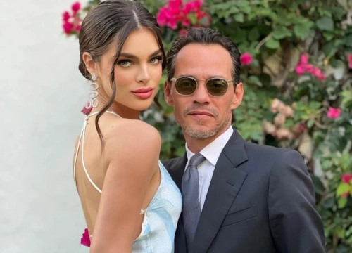 Marc Anthony và á hậu đính hôn sau hai tháng hẹn hò