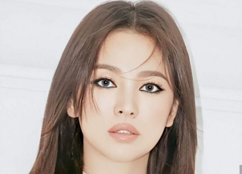 Song Hye Kyo để tóc ngắn hay tóc dài đẹp nhất?