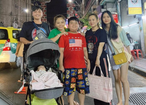 Lê Giang đưa cháu đi du lịch, chăm nhóc tì mọi lúc khi lên chức bà nội
