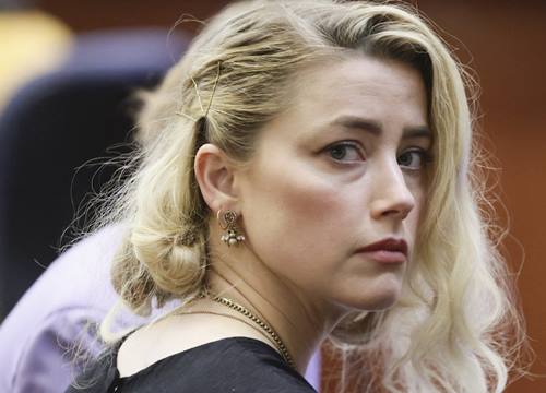 Amber Heard đau đầu về khoản nợ với Johnny Depp nhưng vẫn quyết trả nốt tiền từ thiện