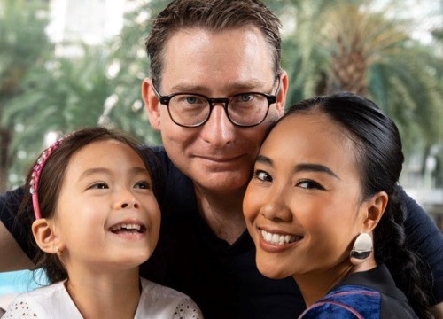 Con gái Đoan Trang - chồng Thụy Điển: Từ nhỏ đã bộc lộ năng khiếu ca hát, lại được bố mẹ đầu tư khủng