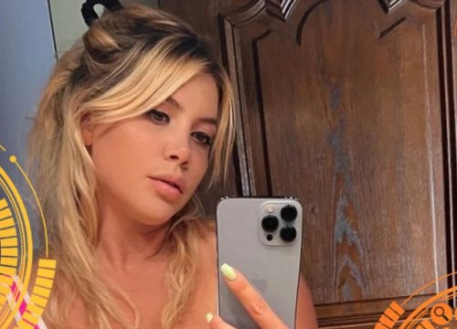 Wanda Nara khoe dáng thon gọn trong bộ bikini nhỏ xíu