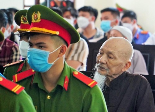 Xét xử vụ 'Tịnh thất Bồng Lai': Cô gái bí ẩn được triệu tập nhưng vắng mặt