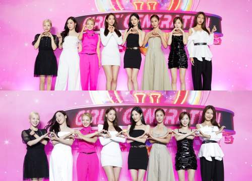 SNSD nhuộm hồng sân khấu kỷ niệm 15 năm debut, gây xúc động với màn đoàn viên đủ cả 8 mảnh ghép