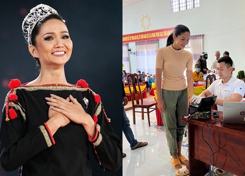H'Hen Niê bị ném đá khi mang dép tổ ong, quần ống cao thấp đi làm CCCD: "Giản dị hay lôi thôi"
