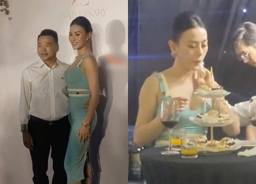 Shark Binh quit all work, accompanied Phuong Oanh to the event, taking care like a &quot;baby&quot;