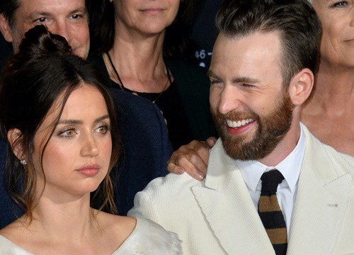 Chris Evans: 'Đó là Marilyn Monroe, làm gì có Ana de Armas'