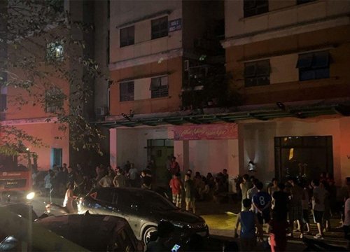 Dọa bạn gái, nam thanh niên đốt tủ quần áo làm cháy căn hộ chung cư
