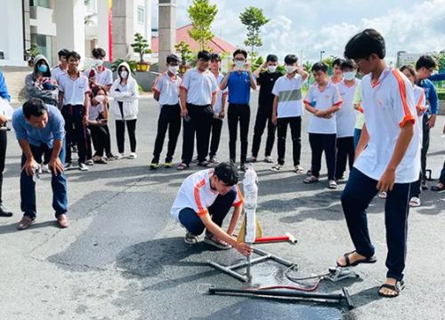 Sôi nổi Ngày hội sáng tạo trong thanh, thiếu niên TP. Long Xuyên