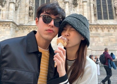 Sao nữ 9X nổi tiếng nhất Thái Lan hẹn hò bạn diễn kém 4 tuổi