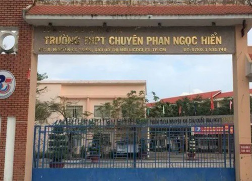 Trường chuyên ở Cà Mau cho học sinh thoa son, nhuộm tóc trong 'chuẩn mực'