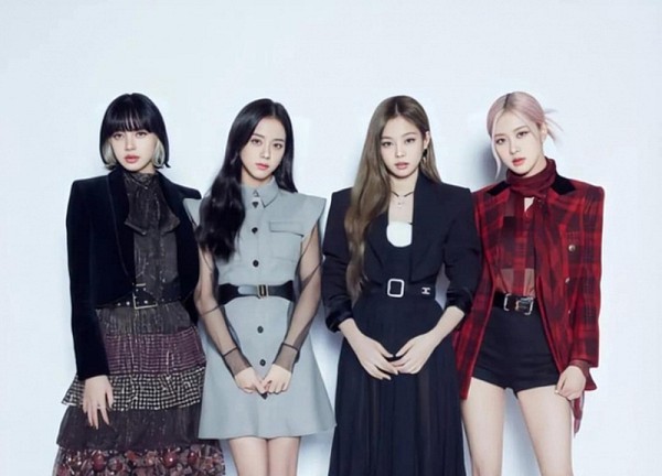 Gần đến hạn hết hợp đồng, tương lai nào cho BLACKPINK và YG?