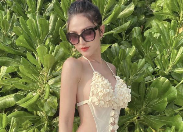 Gái xinh An Giang ngoài 30 vẫn nuột nà, dáng chuẩn chữ S vì không đi thang máy