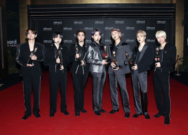 Tại sao Billboard Music Awards tạo giải riêng cho K-pop?