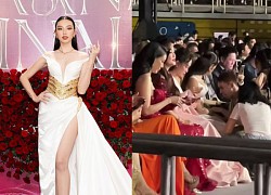 Thuy Tien had a problem with her dress tearing on the Miss Grand stage, the crew panicked, they brought a needle and thread to patch it on the spot.