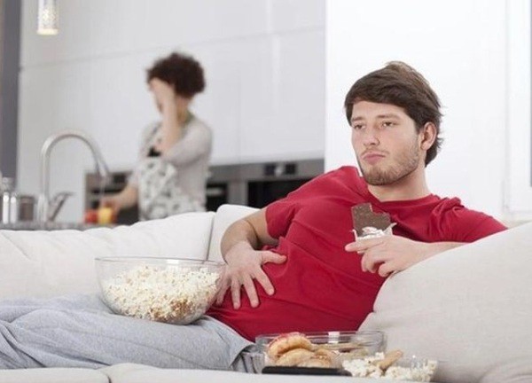 Kiện con trai U50 ra tòa vì tội 'ăn bám'