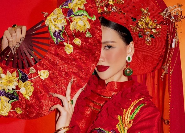 Bùi Quỳnh Hoa tụt hạng trước bán kết Miss Univese 2023