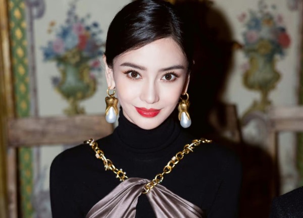 Angelababy chưa từ bỏ sau khi bị phong sát vì lùm xùm Lisa, toan tính trở lại showbiz theo cách bất ngờ