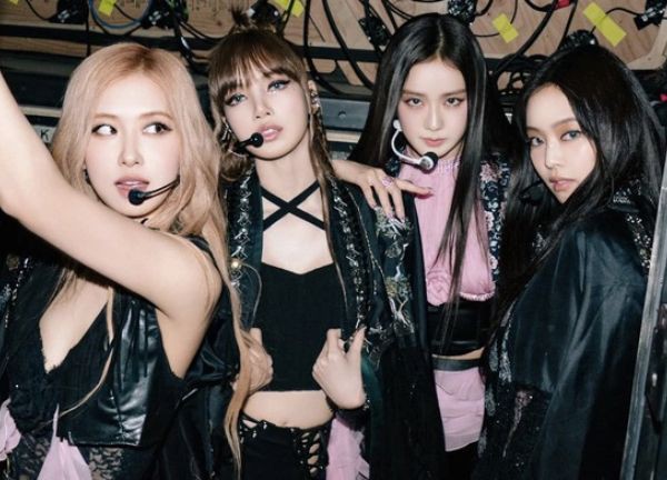 BLACKPINK không tan rã, duy trì hoạt động nhóm nhưng YG ra điều kiện thì 4 thành viên còn 'kèn cựa'