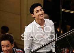 Bình An lẻ bóng dự đám cưới Đoàn Văn Hậu: Diện sơ mi trắng visual sáng bừng, nhan sắc hot boy đời đầu đúng đỉnh!