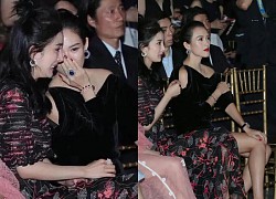 Duong Mich "exposed" her true beauty when sitting next to "senior" Truong Tu Di