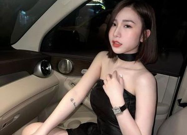 'Cô vợ quốc dân' Tiểu Hý lộ nhan sắc gây giật mình