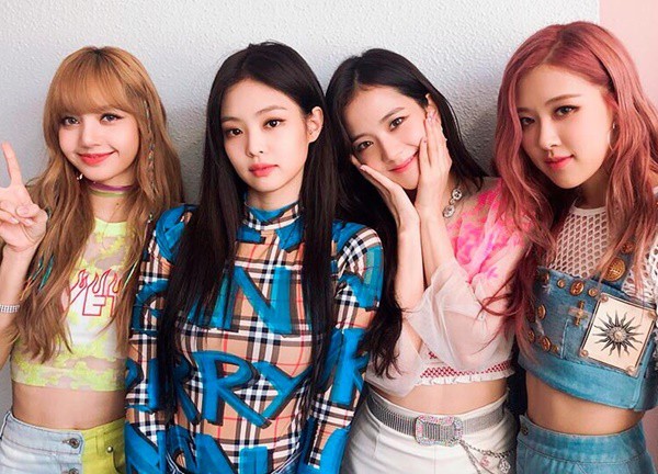 YG mê gà mới, hết muốn níu kéo BLACKPINK, Jennie để lộ bí mật liên quan đến người yêu tin đồn V BTS