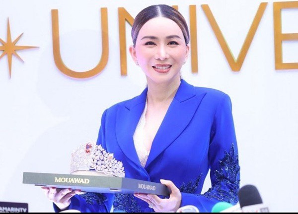 "Dì" Anne Miss Universe đắc ý khoe kiếm bộn tiền, fan sắc đẹp mỉa mai: Chắc bền lâu!