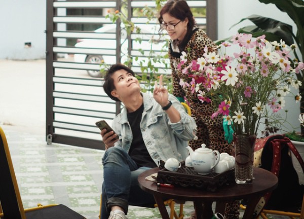 Ca sĩ Đinh Mạnh Ninh trình làng ca khúc mới, lấy cảm hứng từ trải nghiệm 'ăn roi' ngày bé