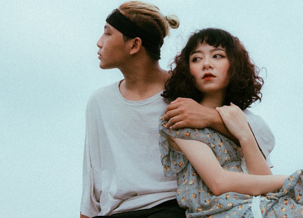 Người yêu cũ luôn gửi quà cho bạn gái: "có người yêu, anh mới an tâm"