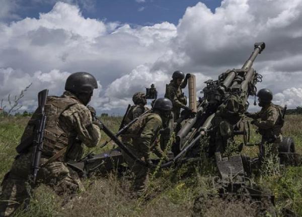 Vũ khí trong xung đột đang 'đầu độc' đất và nguồn nước tại Ukraine