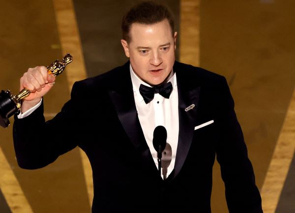 Oscar của Brendan Fraser: Niềm hy vọng cho những 'gã hết thời'
