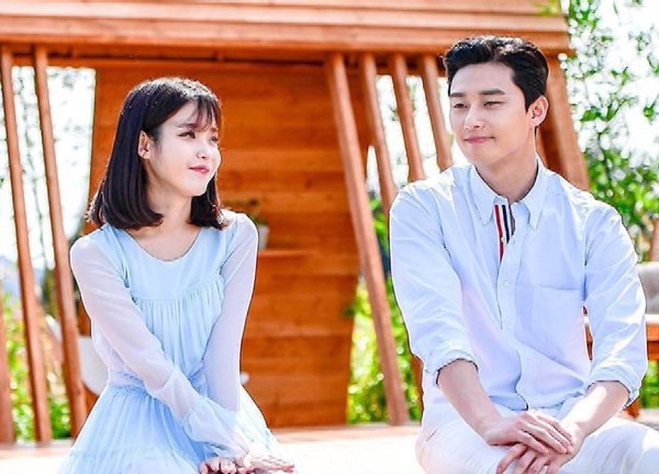 Park Seo Joon "thả thính" IU cực ngọt: Fan tiếc hùi hụi vì cả hai không thể thành đôi