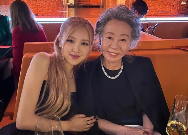 Rosé xinh ngất ngây hội tụ minh tinh đoạt giải Oscar