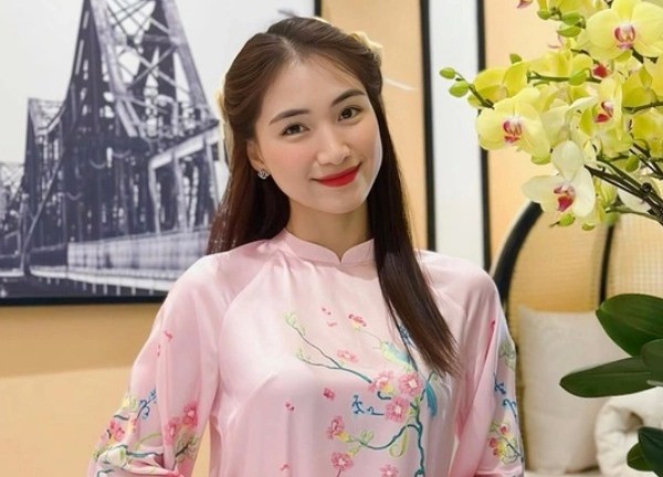 Hoà Minzy trải lòng về chuyện tình cảm: 'Tôi yêu hết mình nhưng đều bị hiểu lầm thành âm mưu, thủ đoạn'