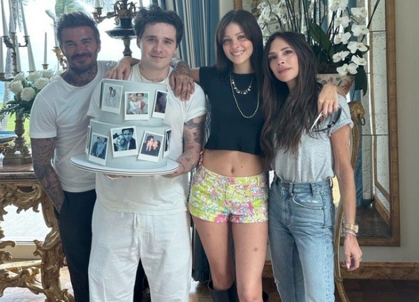 Vợ chồng Beckham tổ chức lễ kỉ niệm ngày cưới cho con trai