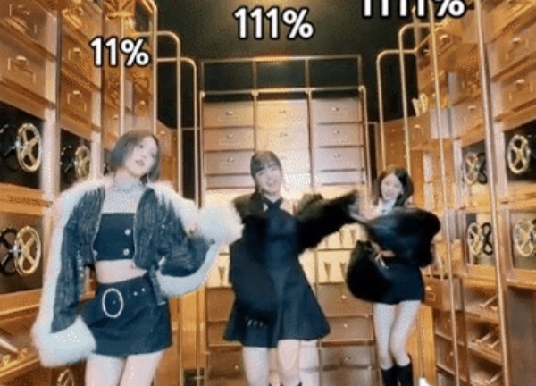Jang Wonyoung (IVE) "quơ tay múa chân" thế nào mà khiến người xem thêm mệt?