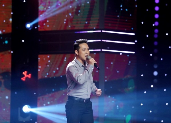 Ca sĩ bolero Võ Minh Tiến: Phải tự bươn chải nuôi thân, hát đám cưới cũng không ai cho