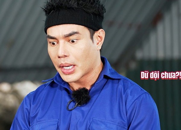 Lê Dương Bảo Lâm sặc tinh than tre, phun thẳng vào Thuý Ngân