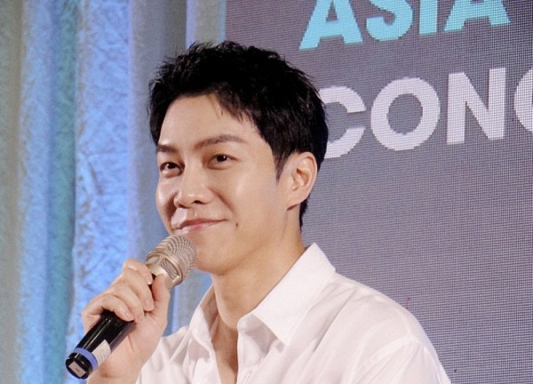 Lee Seung Gi chuẩn bị album đặc biệt kỉ niệm 20 năm ca hát