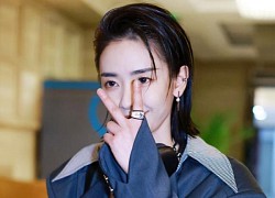 Mỹ nhân ngầu nhất Đạp Gió 2023: Ca sĩ 'vô danh' thắng cả Ảnh hậu, từng nghèo đến mức phải chia phần ăn với cún cưng