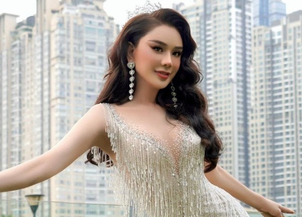 Lâm Khánh Chi ngày càng gợi cảm sau khi chi 2 tỷ thẩm mỹ